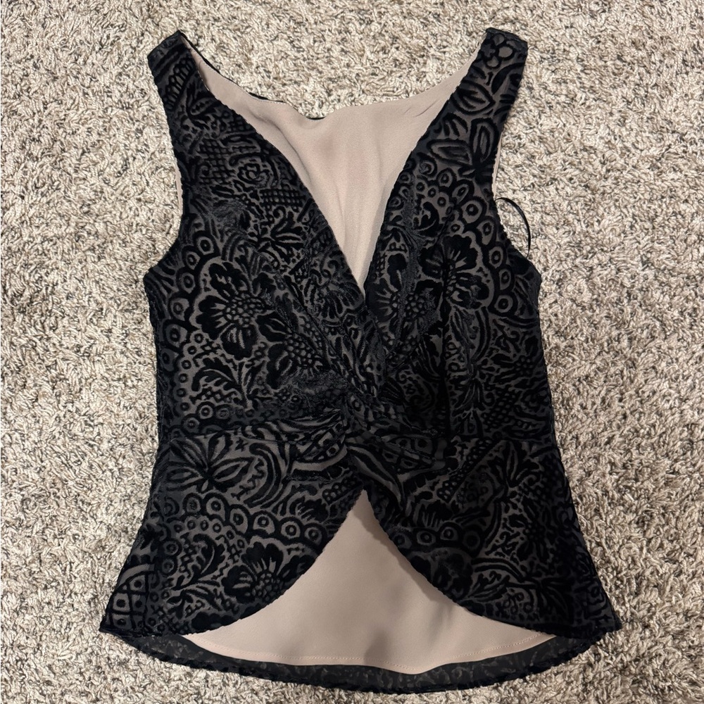 Liz Claiborne Black Floral Sleeveless Blouse